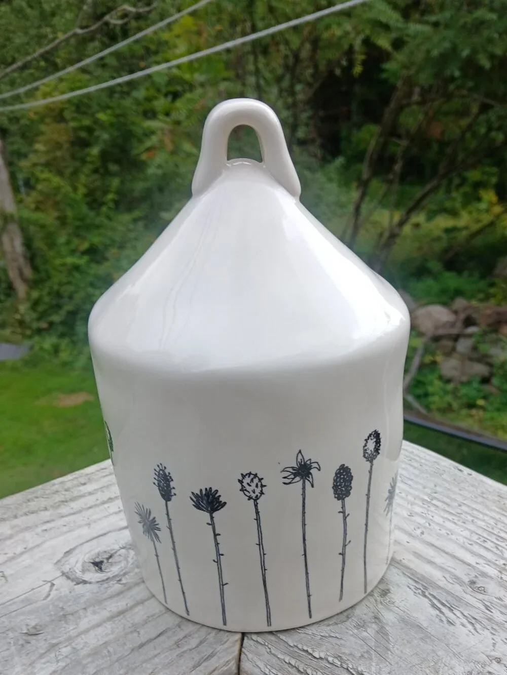 Rae Dunn Magenta M Studios Exclusive Round HOME Birdhouse Wildflower 21 Stems